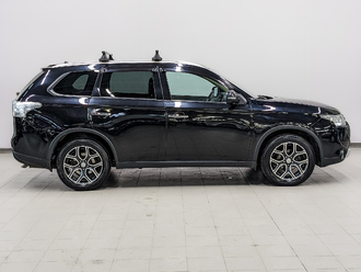 фото Mitsubishi Outlander III 2014