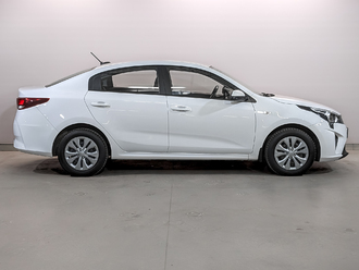 фото Kia Rio 2021