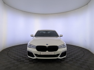 фото BMW 5 (G30/F90) 2022