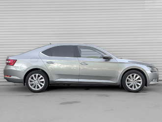 фото Skoda Superb III 2018