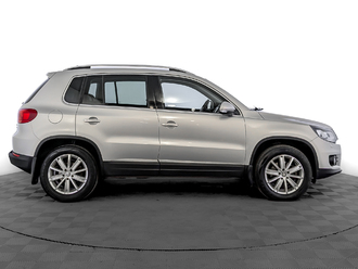 фото Volkswagen Tiguan I 2012