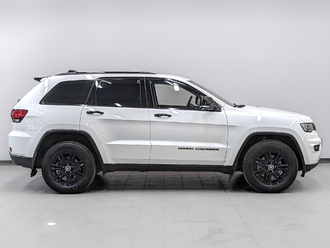 фото Jeep Grand Cherokee IV (WK2) 2021