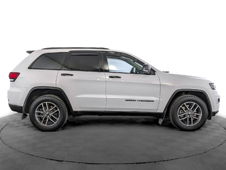 фото Jeep Grand Cherokee IV (WK2) 2021