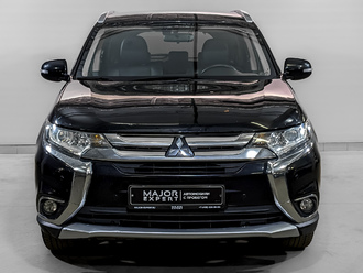 фото Mitsubishi Outlander III 2017