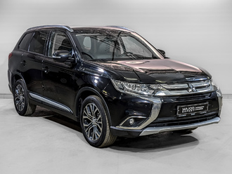 фото Mitsubishi Outlander III 2017