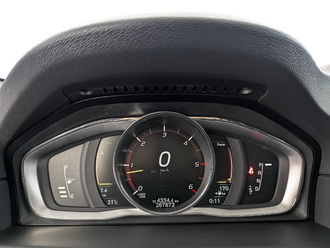 фото Volvo XC70 2015 с пробегом