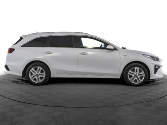 фото Kia Ceed III 2021