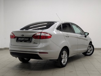 фото Ford Fiesta VII 2015