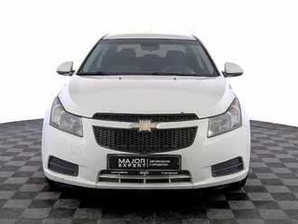 фото Chevrolet Cruze (J300/J305) 2011