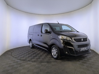 фото Peugeot Traveller 2021