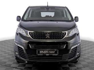фото Peugeot Traveller 2021