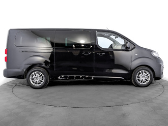фото Peugeot Traveller 2021