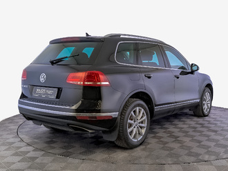 фото Volkswagen Touareg II 2017