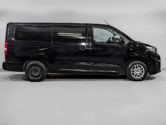 фото Peugeot Traveller 2021