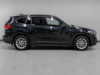 фото BMW X1 (F48) 2020