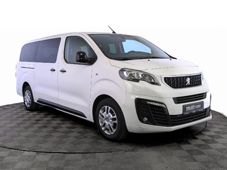 фото Peugeot Traveller 2021