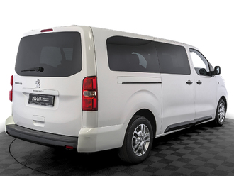 фото Peugeot Traveller 2021