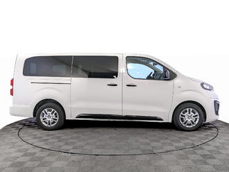 фото Peugeot Traveller 2021