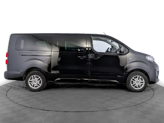 фото Peugeot Traveller 2019