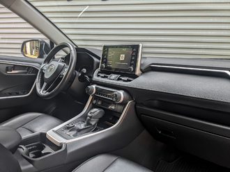Toyota Rav-4 с пробегом в автосалоне Форис Авто