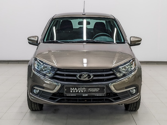 фото Lada Granta II 2020