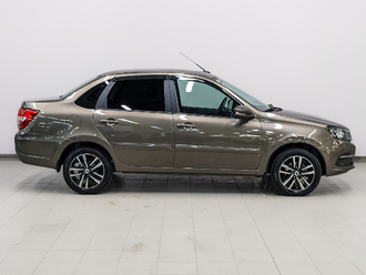 фото Lada Granta II 2020