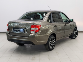 фото Lada Granta II 2020