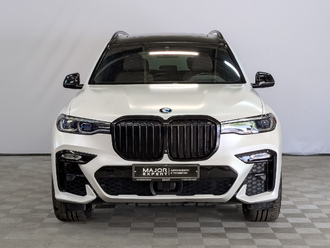 фото BMW X7 (G07) 2022