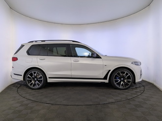 фото BMW X7 (G07) 2022