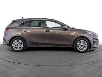 фото Kia Ceed III 2020