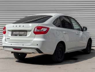 фото Lada Granta II 2023