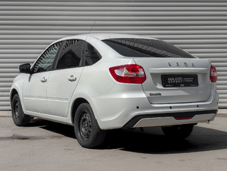 Фото Lada Granta с пробегом