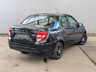 фото Lada Granta II 2023