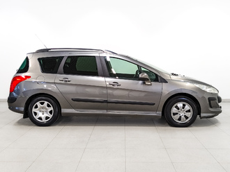 фото Peugeot 308 2009