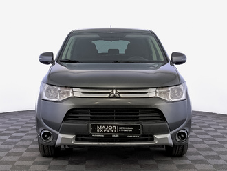 фото Mitsubishi Outlander III 2014