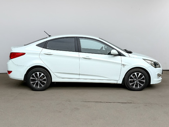 фото Hyundai Solaris I 2015
