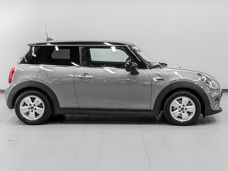 фото Mini Mini III (F56/F55) 2021