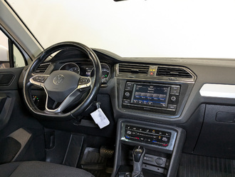 фото Volkswagen Tiguan II 2021