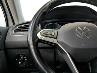 фото Volkswagen Tiguan II 2021