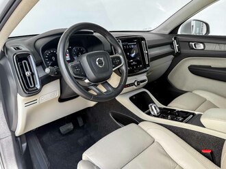 фото Volvo XC40 2021 с пробегом