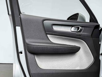 фото Volvo XC40 2021 с пробегом