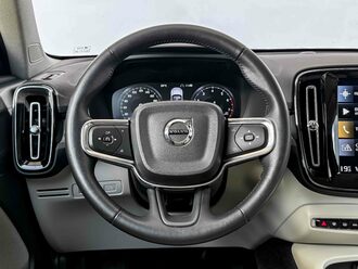 фото Volvo XC40 2021 с пробегом