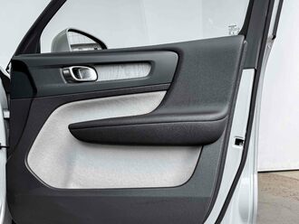 фото Volvo XC40 2021 с пробегом