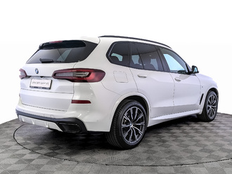 фото BMW X5 (G05/F95) 2022