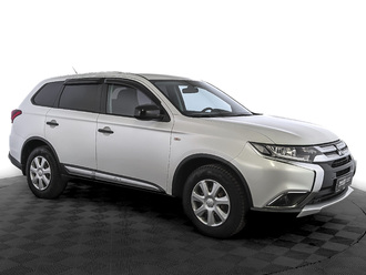 фото Mitsubishi Outlander III 2015