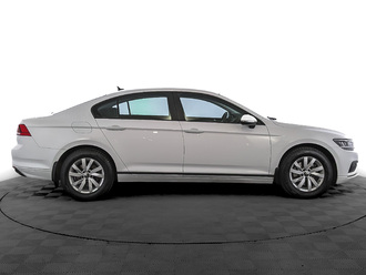 фото Volkswagen Passat B8 2021