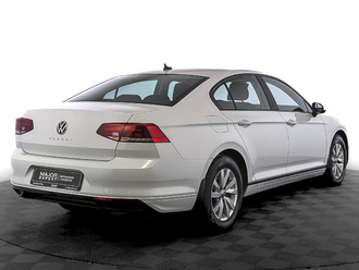 фото Volkswagen Passat B8 2021