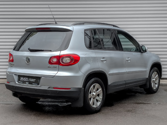 фото Volkswagen Tiguan I 2010
