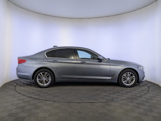 фото BMW 5 (G30/F90) 2019