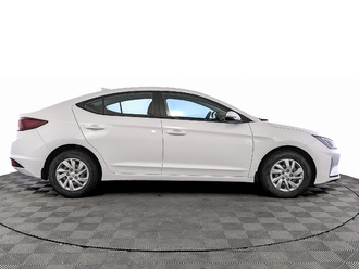 фото Hyundai Elantra VI 2019